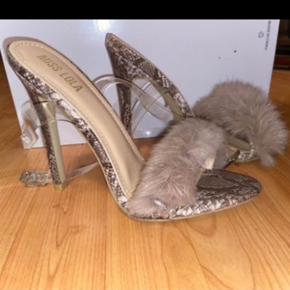 Miss Lola snake print fur heel size 7.5